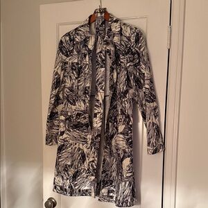 Vera Wang Lavender Label Navy and White Light Trench Coat